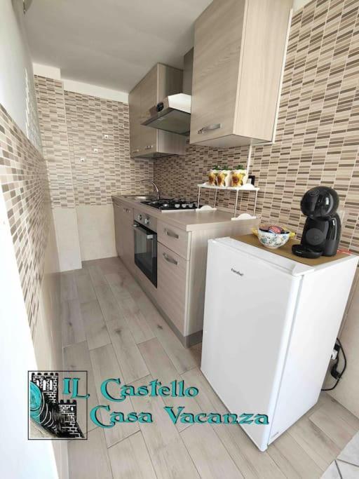 Il Castello Casa Vacanza 萨莱诺 外观 照片